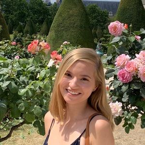 Meet your Posher, Maddie